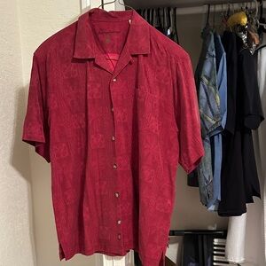 Men's Tommy Bahama Large Red Short Sleeve Shirt